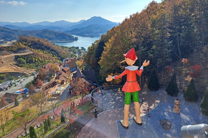 Trip to Nami Island with Petite France & Italian Village, Garden of Morning Calm - Italia Village (Pinocchio and Da Vinci): a newer stop with real appeal