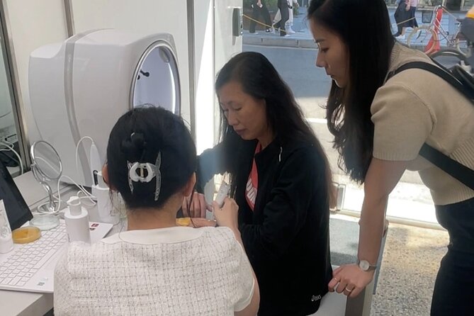 Ultimate K-beauty Experience: from Make up to Photoshoot - Stop 1 at the Personal Color Shop: Your Palette Before the Makeup