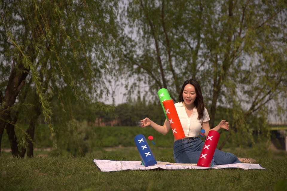 Unique Native Experience : Han River Picnic, Board game, BBQ - Meet Soona: the certified teacher element that makes the Korean part work