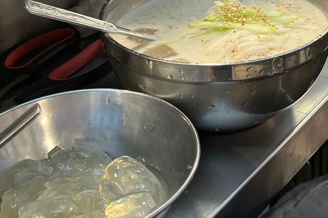 Vegan & Vegetarian Korean Market Adventure Gwangjang Market - Who should book this Gwangjang Market vegan adventure