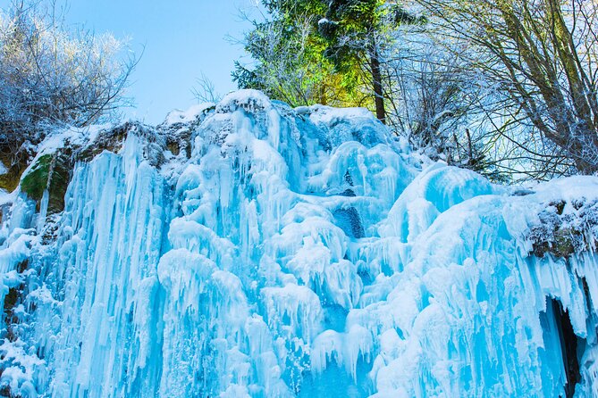 Vivaldi Park Winter Ski with Eobi Ice Valley Day Tour from Seoul - Vivaldi Park Ski World: Your 6 Hours on Snow (and Gondola Options)